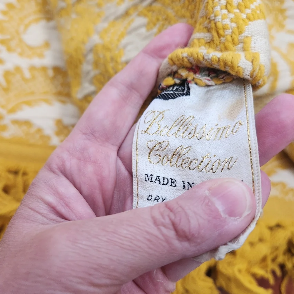 Vintage Bellissimo Collection Gold Yellow Jacquard Queen Bedspread